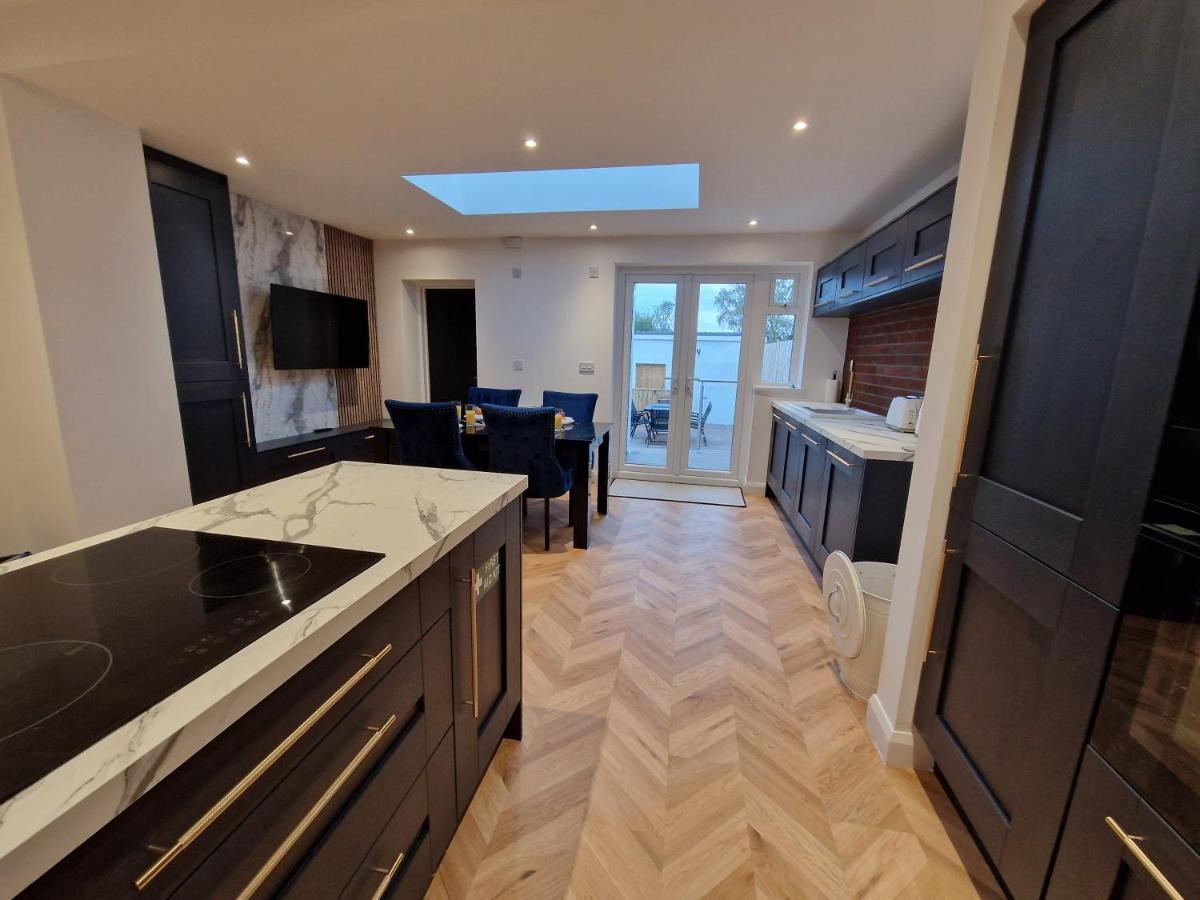 3 Bedroom Stylish Home Merthyr Merthyr Tydfil Ngoại thất bức ảnh